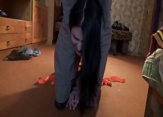 Messy zoophile pounding for a really hot housewife